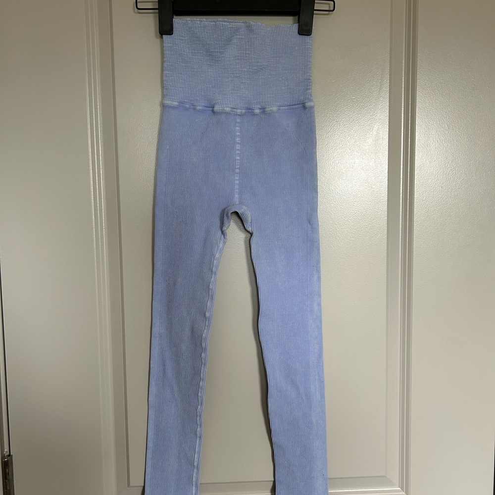 Free People Movement Lavender High waisted leggings